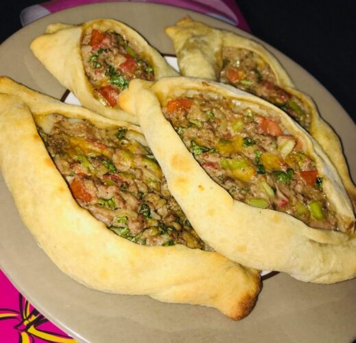 طريقة عمل الصفيحة السورية باللحم بكل سهولة