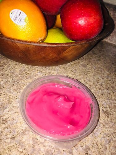 تحضير ماسك تفتيح البشرة بالبنجر لبشرة ناضرة و بيضاء مع دمدومى